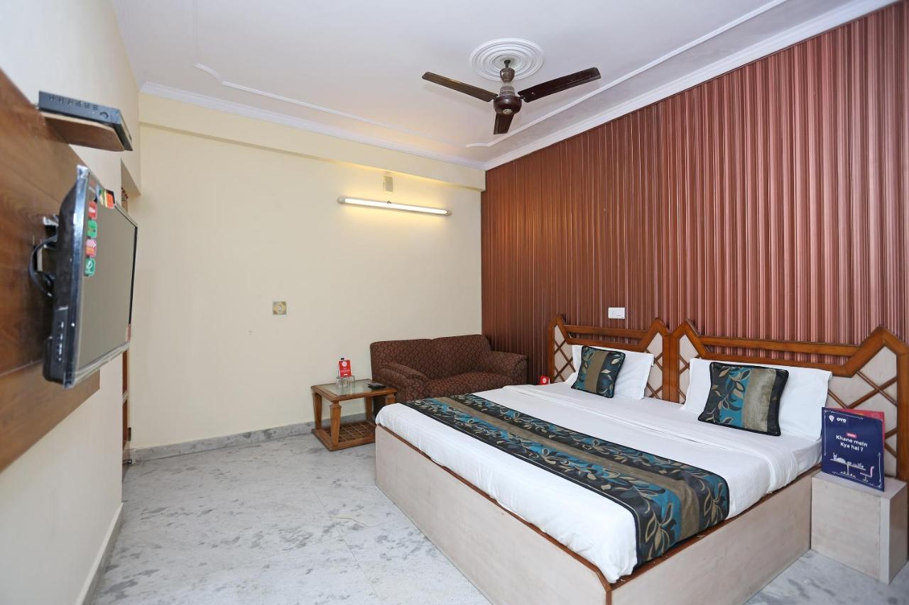 Oyo Flagship 9554 Hotel Grand Plaza Faridabad Εξωτερικό φωτογραφία