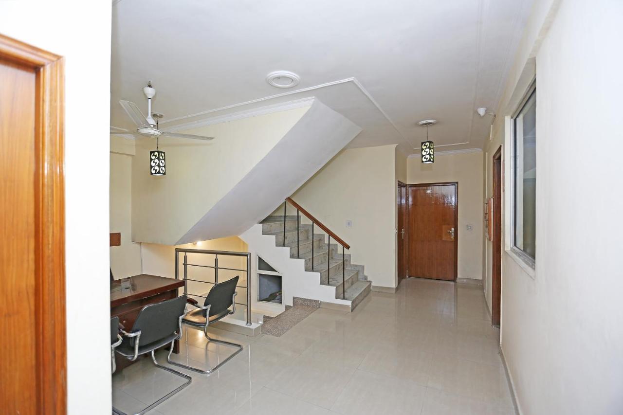 Oyo Flagship 9554 Hotel Grand Plaza Faridabad Εξωτερικό φωτογραφία